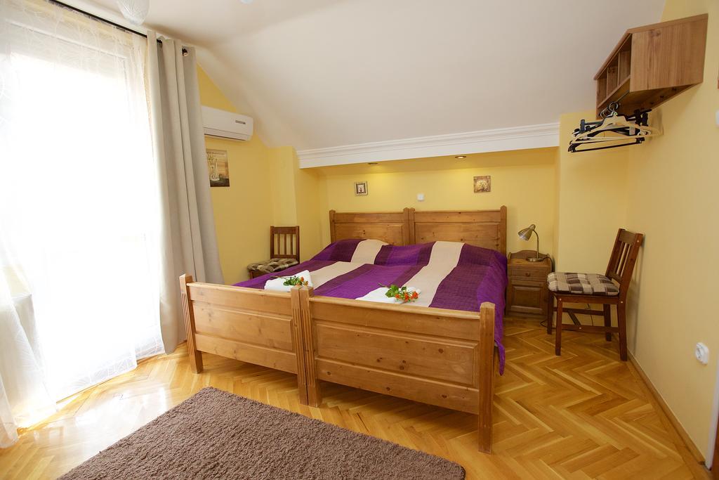 Hajdúszoboszló Fonix Apartmanhaz מראה חיצוני תמונה